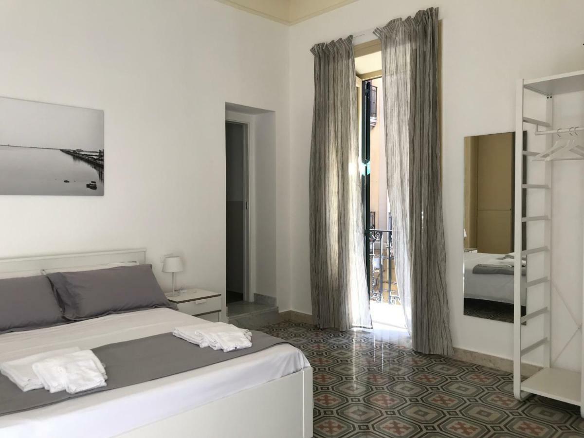 Fofino'S Rooms Παλέρμο Εξωτερικό φωτογραφία