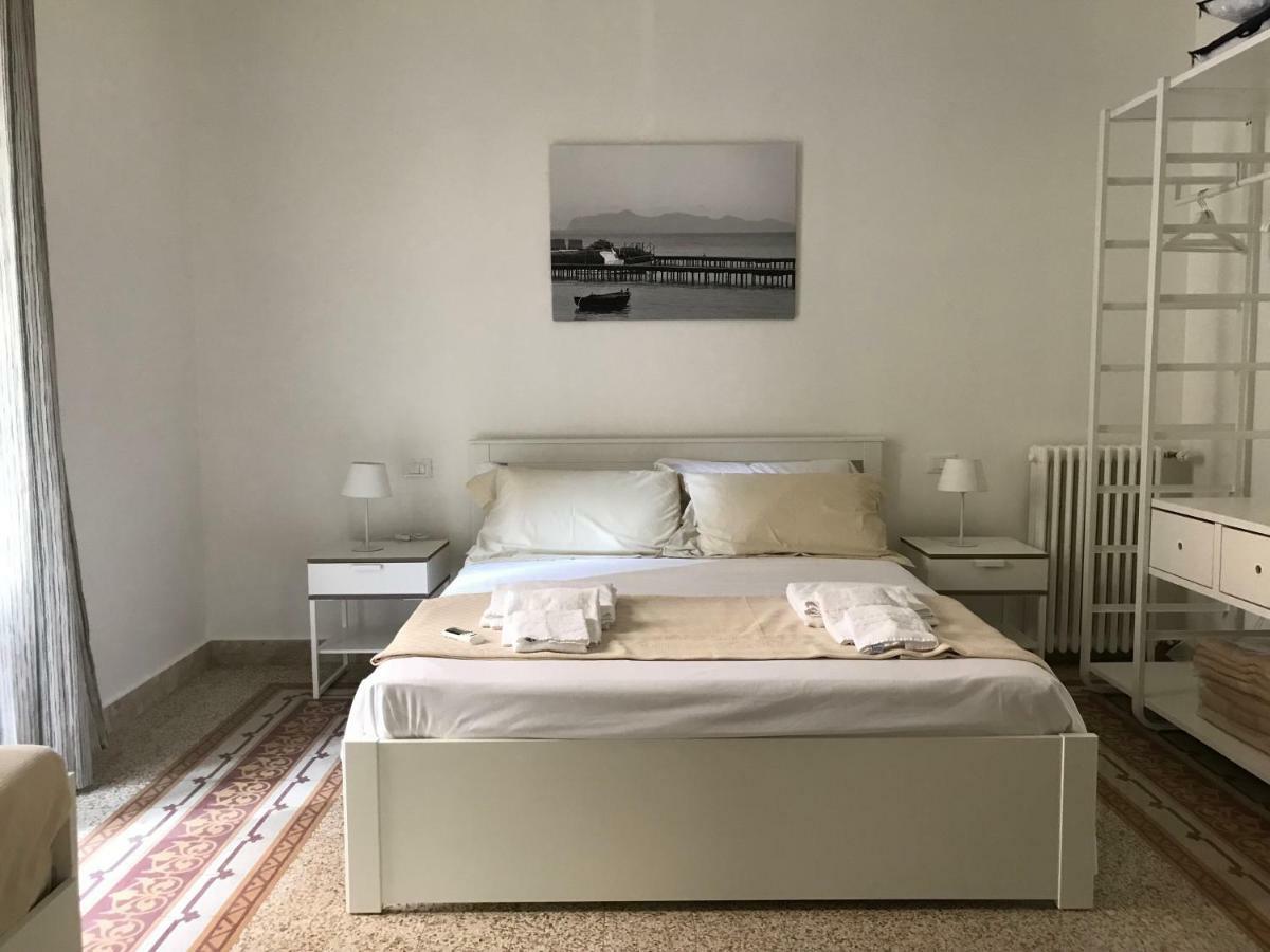 Fofino'S Rooms Παλέρμο Εξωτερικό φωτογραφία