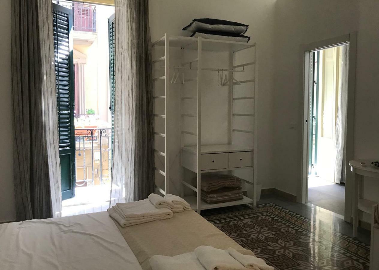 Fofino'S Rooms Παλέρμο Εξωτερικό φωτογραφία
